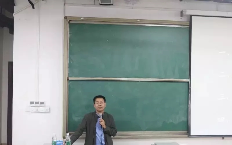 张华胜.jpg 张华胜.jpg