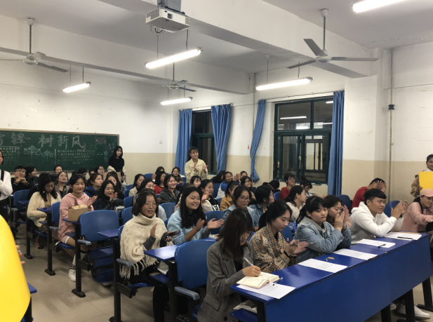 QQ截图20181024120341.png QQ截图20181024120341.png