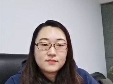 寰宇住宿书院成功举办“倾听你声”中英文朗诵比赛1.jpg