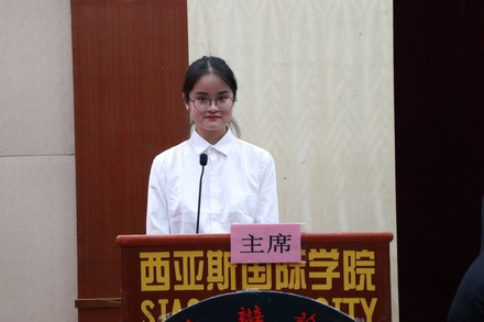 我校第二十届中文辩论队迎新表演赛成功举办4.jpg