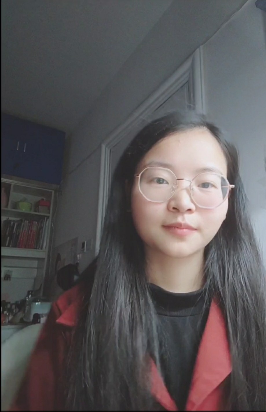 贾小凡2.jpg 贾小凡2.jpg