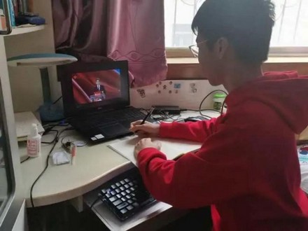 西七F4第五团支部崔国晨.jpg