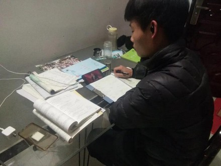 2王景勋思政课学习.jpg