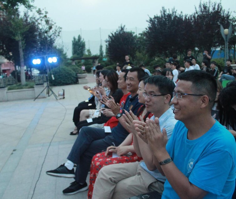 老师们.jpg 老师们.jpg